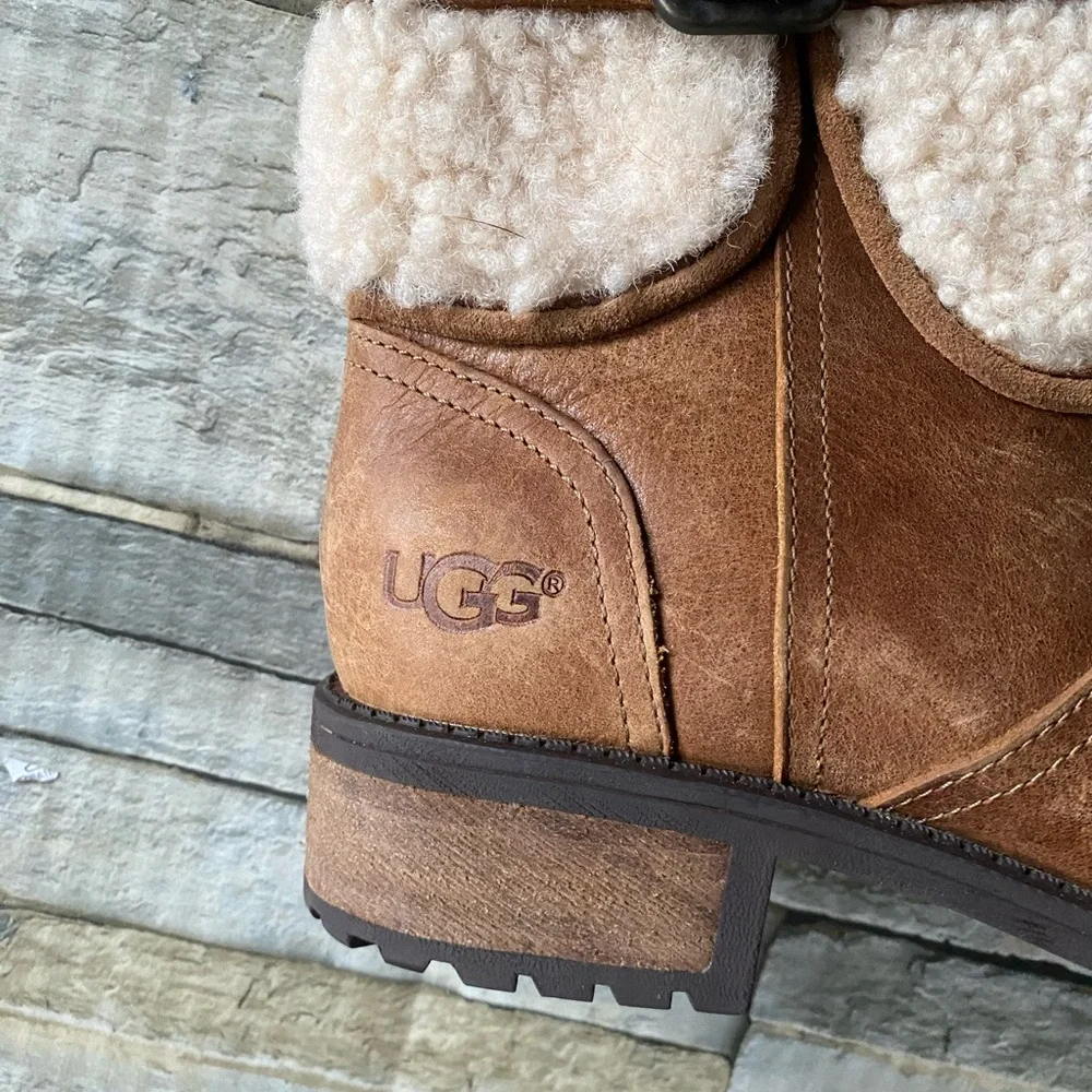 Ugg Blayne ll Buckle lodge boots 6.5 - Picture 2 of 10